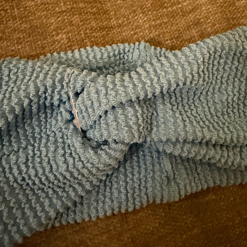 Aerie Shimmery Crinkle Holiday Christmas Ice Winter Headband in Turquoise - Picture 3 of 8